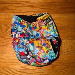 11 CLOTH DIAPERS MOST NEW